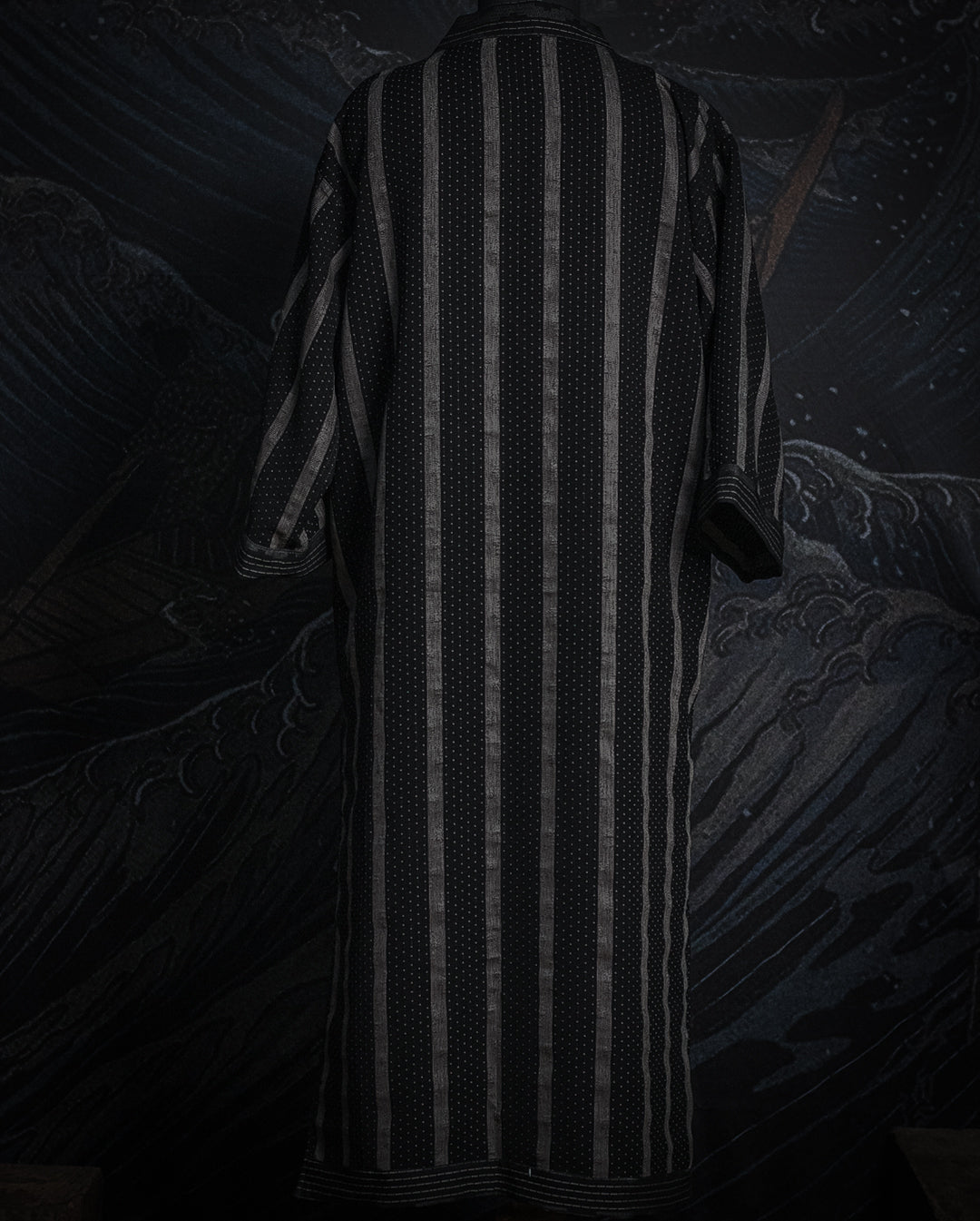 Open Kimono / Indonesian Woven Super Black Reversible - TRIBAL TRAILS